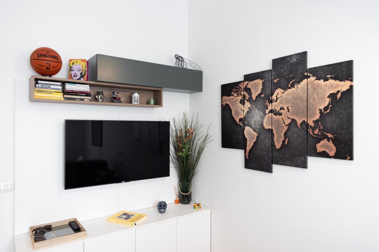 Elegante Bilocale In De Angeli - Piazzale Siena Apartment มิลาน ภายนอก รูปภาพ