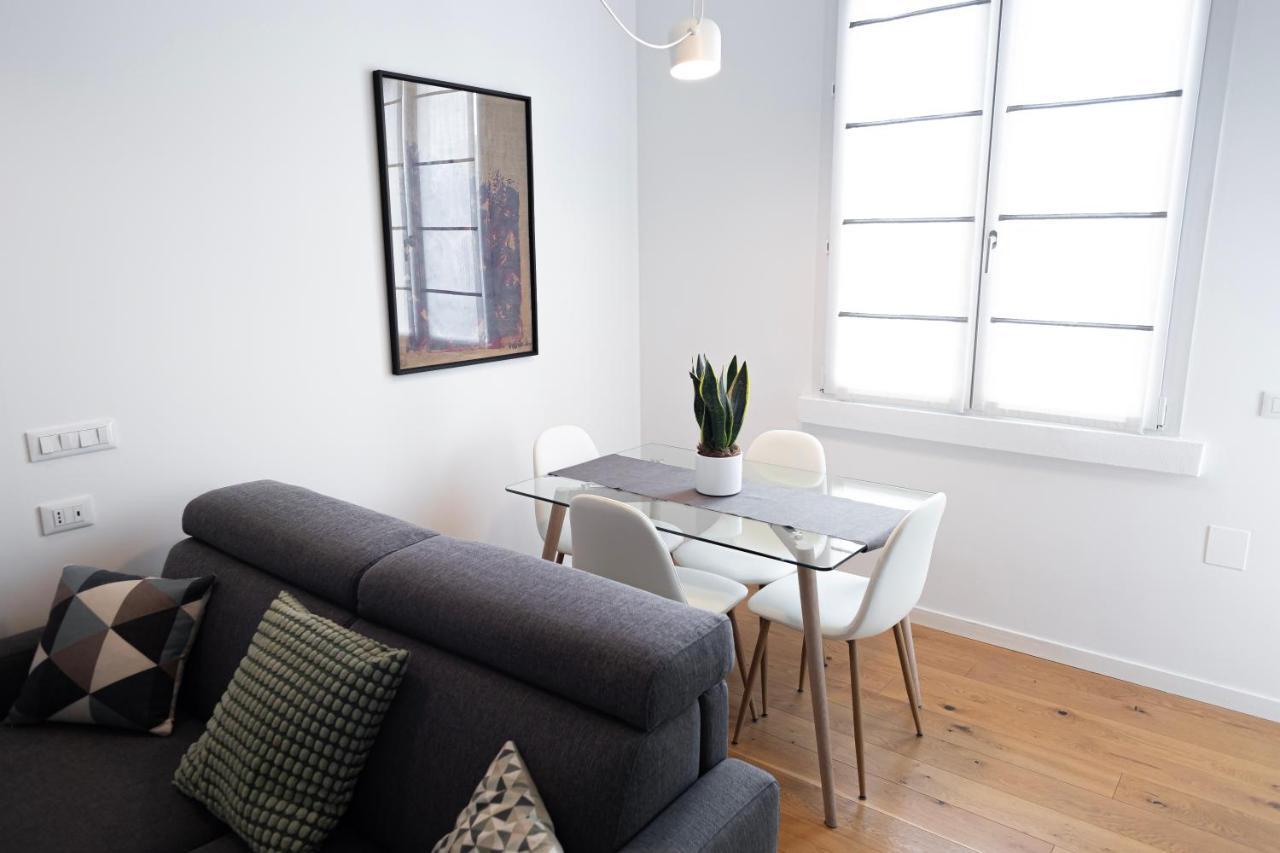 Elegante Bilocale In De Angeli - Piazzale Siena Apartment มิลาน ภายนอก รูปภาพ